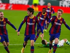 关于惊天逆转！巴萨连追三球实现绝地反击，广告可是规定.的信息