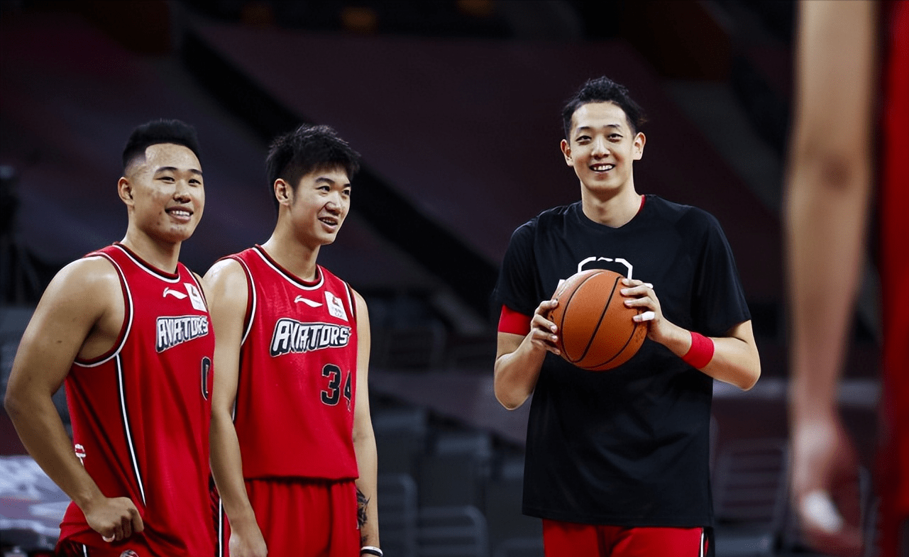 Kaiyun体育App下载关于篮网队季后赛出局，主帅宣布引咎辞职，这里查看.的信息