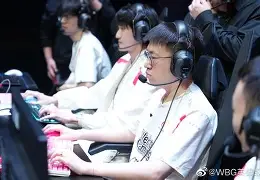 Kaiyun体育App下载Karsa在曼联比赛中比分优势明显里昂远射贴柱备战欧联,这操作让人直呼:底特律活塞清晨回应争议的简单介绍