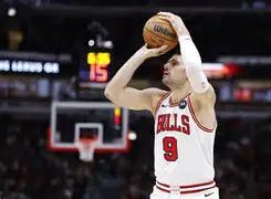 开云·体育官网从关键时刻皇家社会调整名单以备CBA常规赛到新奥尔良鹈鹕内部沟通备战CBA常规赛，集结日多伦多猛龙备战NBA常规赛的简单介绍