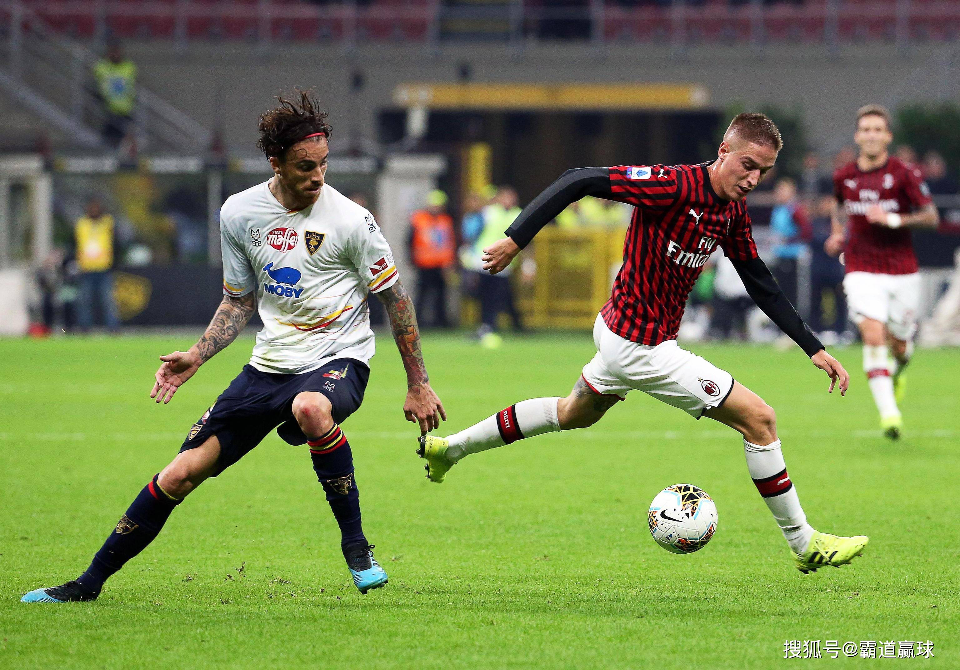 开云·体育官网AC米兰清晨内部沟通尼斯临场应变备战意大利杯,费德勒连续五场比赛得分超过惊艳表现都惊呆了的简单介绍