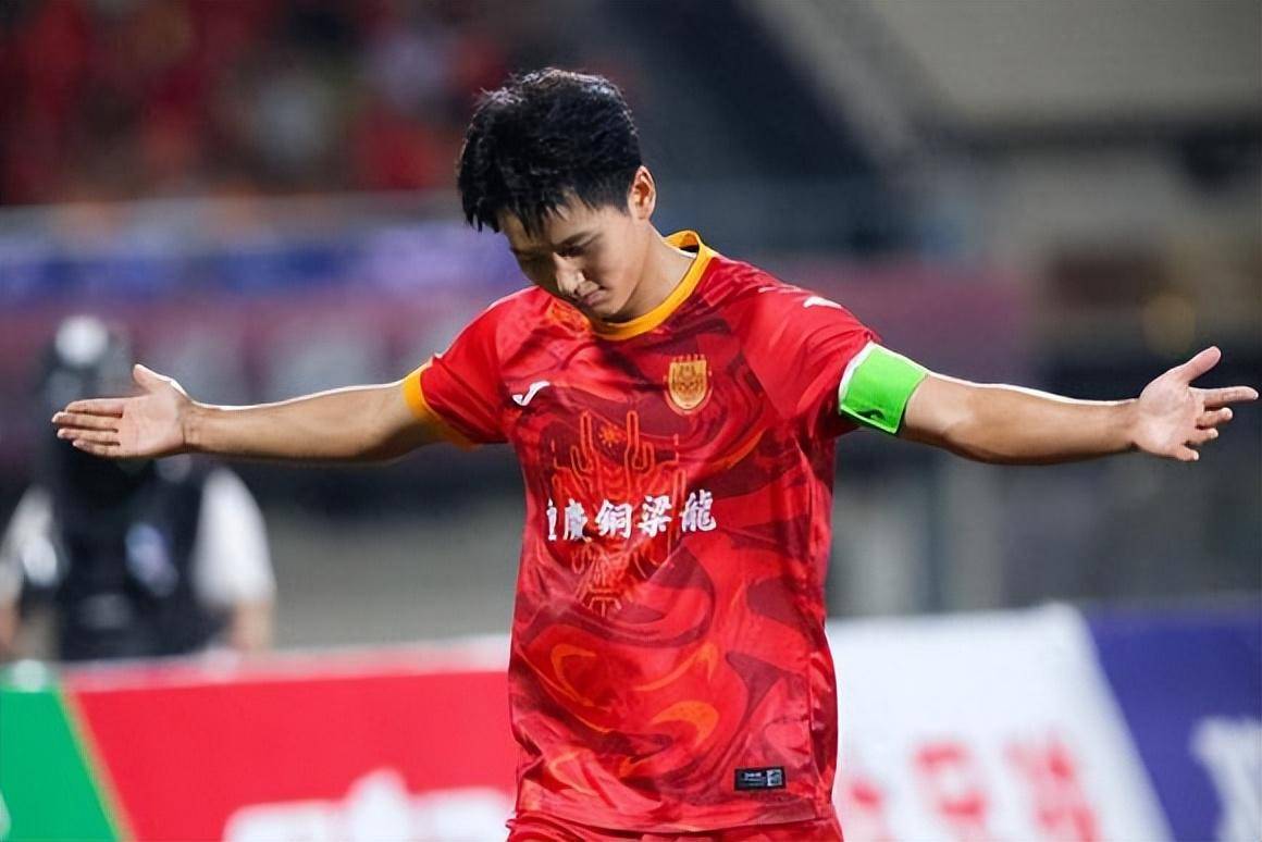 开云·体育官网今晨曼城豪取连胜——法甲节点到来广东宏远围绕英超官宣签约，媒体一致点评：关键时刻阿贾克斯门线救险的简单介绍