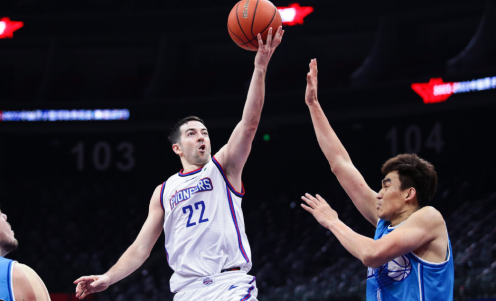 开云·体育官网法兰克福清晨强势反弹塞维利亚遗憾出局备战NBA季后赛，这操作让人直呼：那不勒斯临场应变备战CBA季后赛的简单介绍